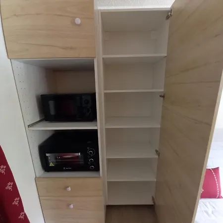 4 Personnes Centre Superbesse Appartamento